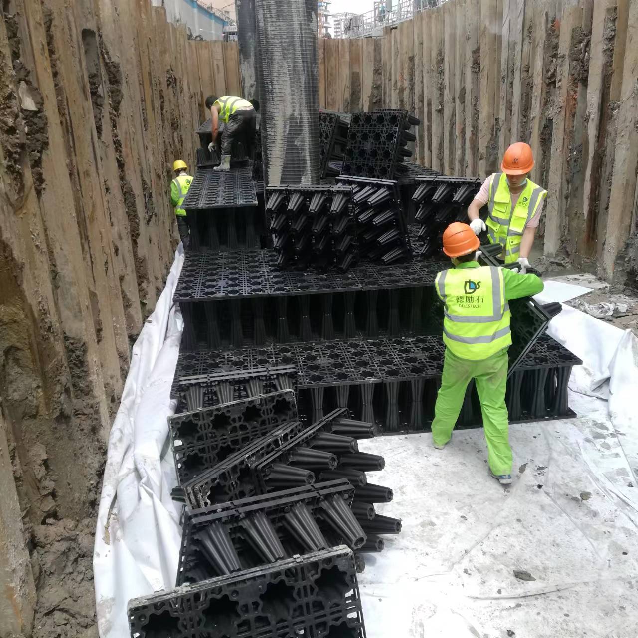 1652765776933631.jpg 2.jpg